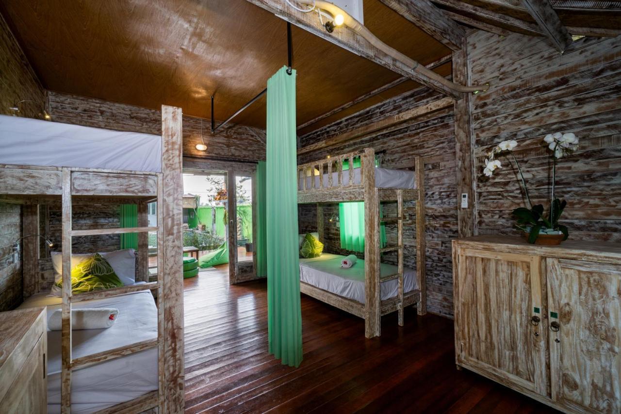 Hostel The Green Groves Lembongan Exterior foto