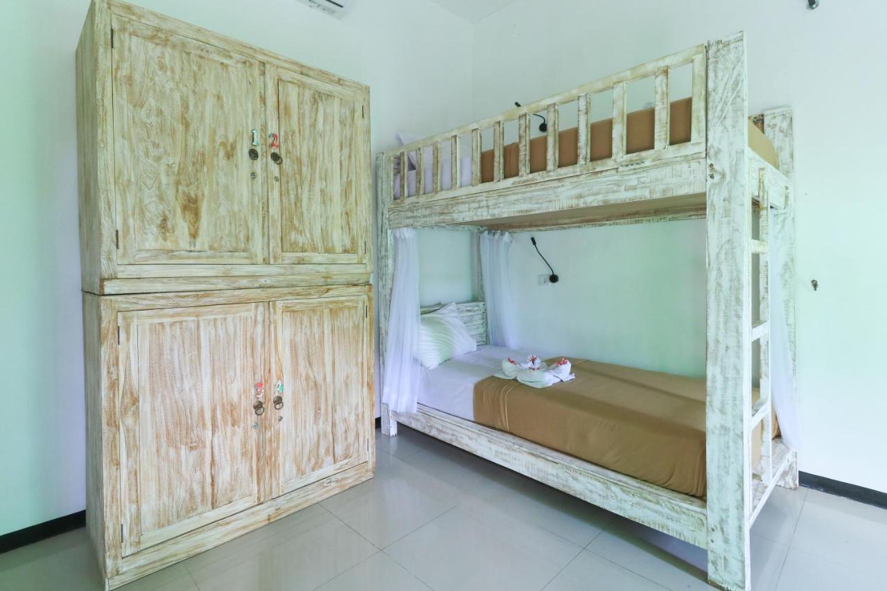 Hostel The Green Groves Lembongan Exterior foto