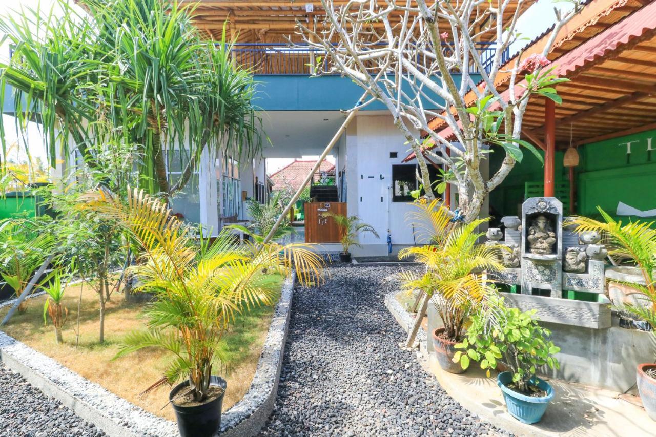 Hostel The Green Groves Lembongan Exterior foto